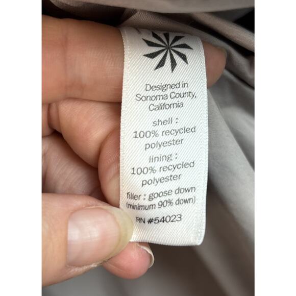 Athleta Jacket Small Responsible Goose Down Gray Pebble Puffer Quilted Coat - Picture 4 of 13